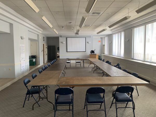 Hafer Parent's Lounge Hollow Square (4)