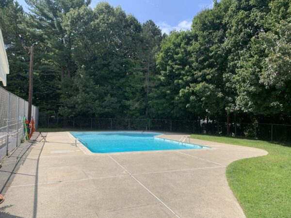 Pool (2)